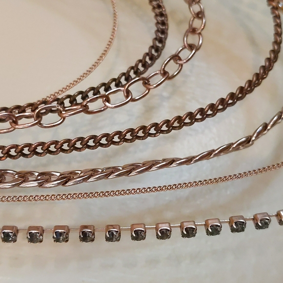 2/$20 Stella & Dot Discontinued Multistrand Copper-Toned Necklace w Rhinestones - Picture 2 of 4